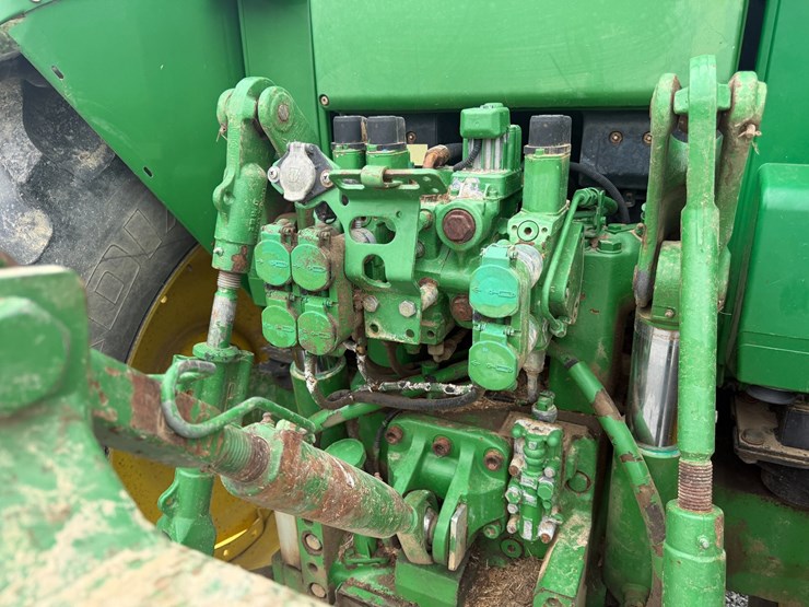 2004-john-deere-6420-image-16