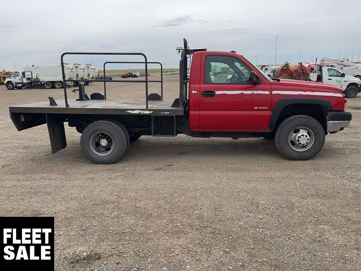 2006-chevrolet-silverado-3500-image-8