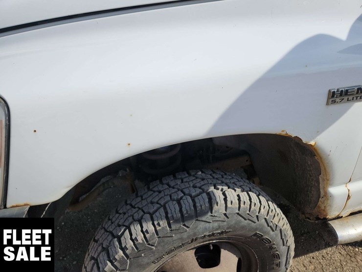 2007-dodge-ram-3500-image-32