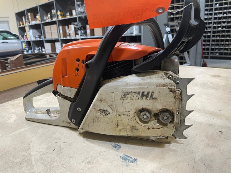 #10225-•-stihl-ms271-chainsaw-head-image-4