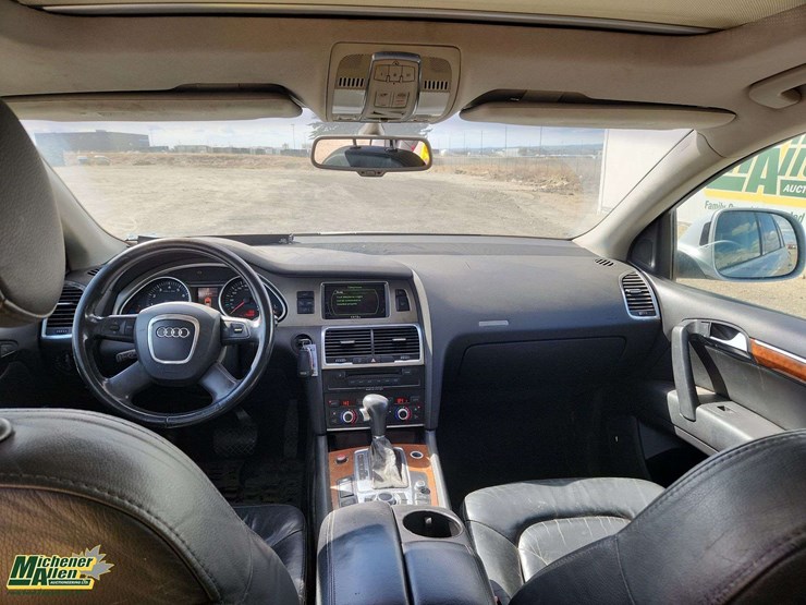 2007-audi-q7-image-21