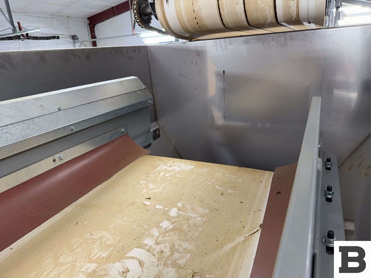 traveling-conveyors-and-frame-image-7