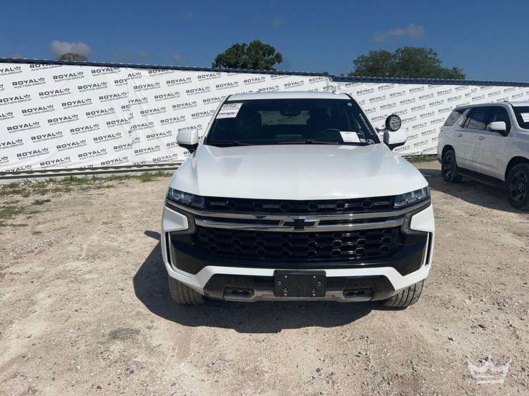 2021-chevrolet-tahoe-image-23