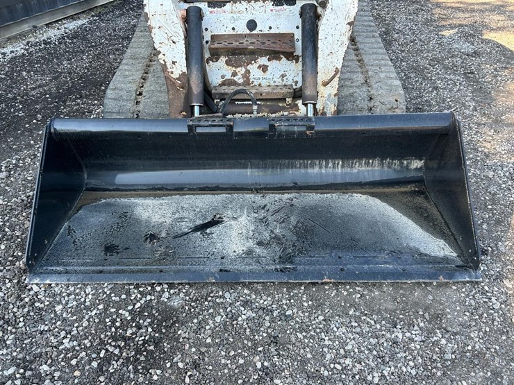 bobcat-t320-image-9