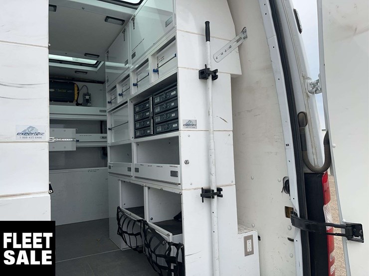 2018-mercedes-benz-sprinter-3500-xd-image-16