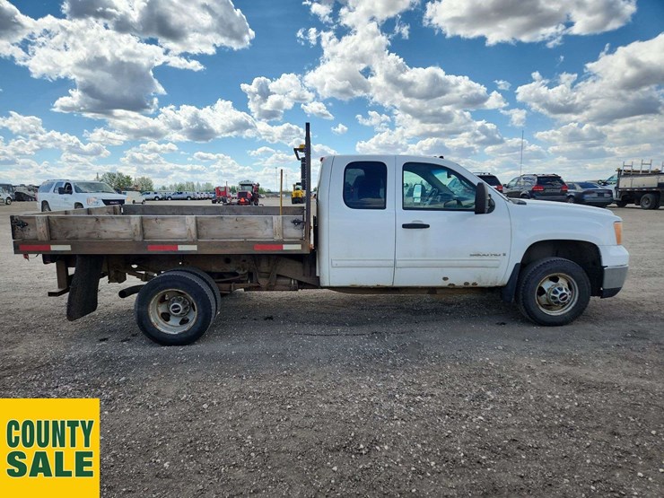 2008-gmc-sierra-3500hd-image-24