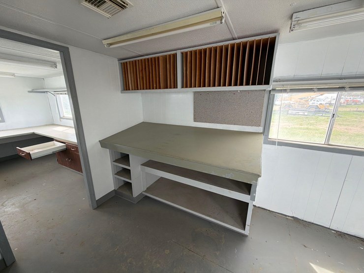 mobile-office-trailer-image-21