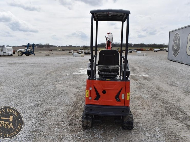 cfg-industrial-mini-excavator-43685-image-4