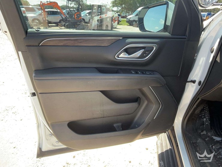 2021-chevrolet-tahoe-image-11