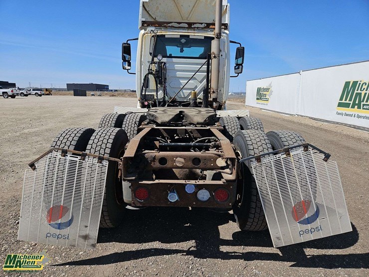 2004-international-transtar-8600-image-15
