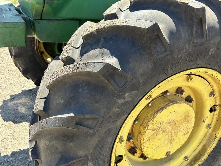 1990-john-deere-4755-image-10