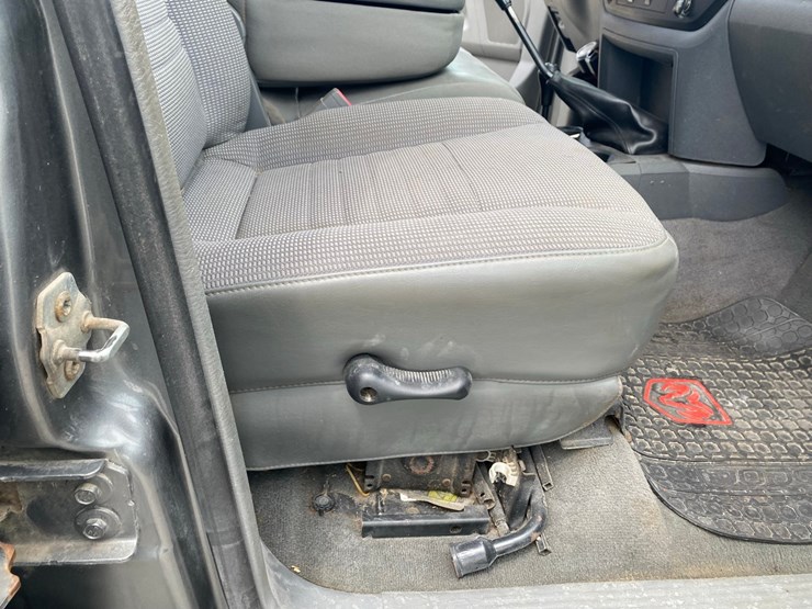 2008-dodge-2500-image-50