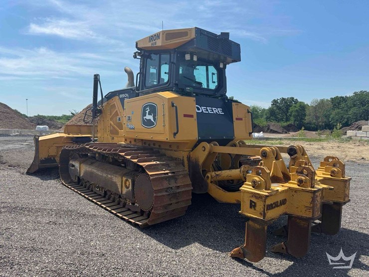 2021-deere-850l-wlt-image-8