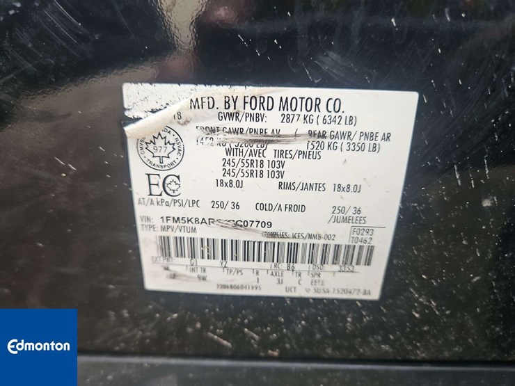 2018-ford-explorer-image-18
