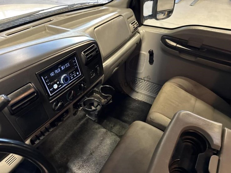 2007-ford-f350-image-21