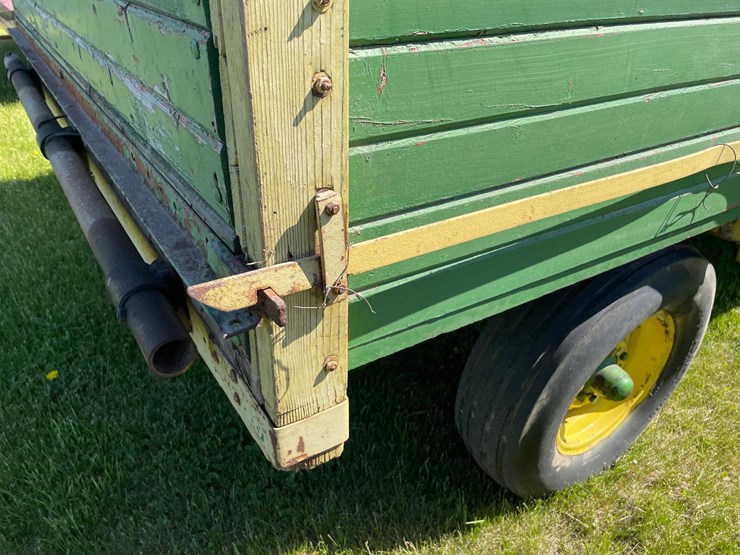 deere-tires-image-12