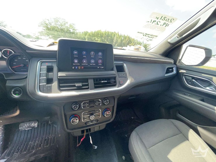 2021-chevrolet-tahoe-image-18
