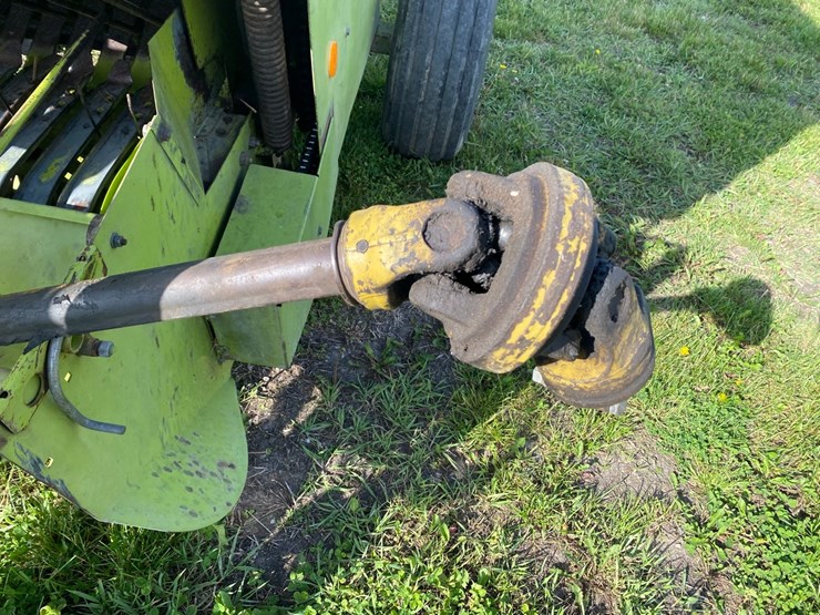 claas-rollant-66-image-14
