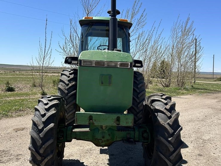 1990-john-deere-4755-image-2