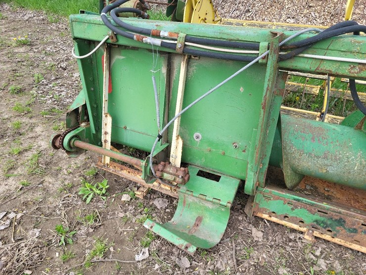 john-deere-3300-image-19