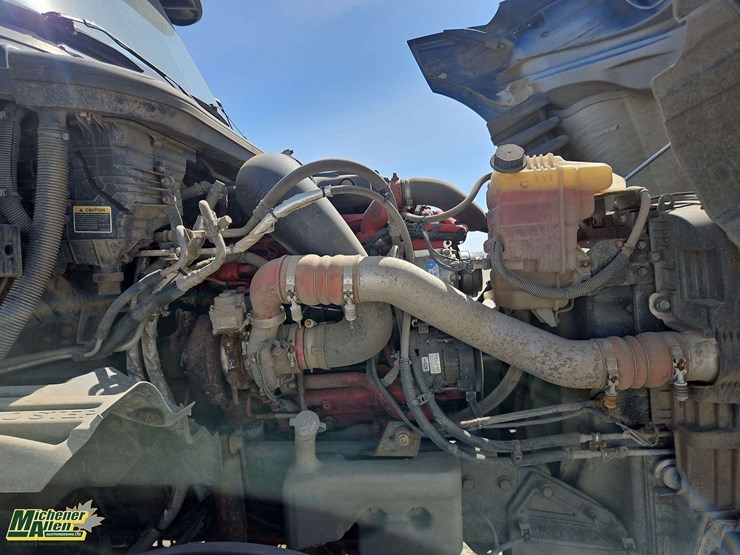 2019-international-lt-image-11