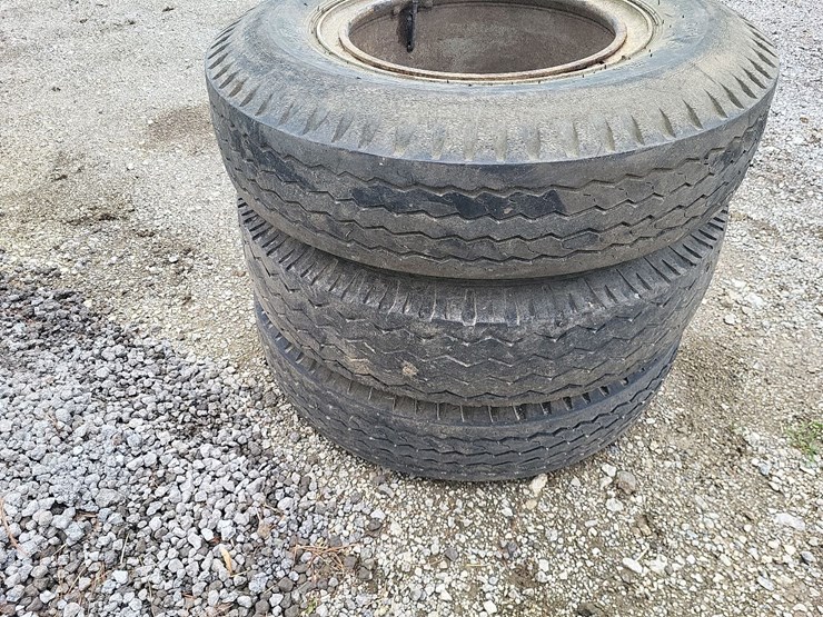 (3)-9.00-20-tires-w/dayton-rims-image-8