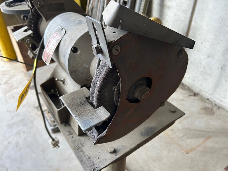#5604-•-wissota-bench-grinder-w/-stand-image-6