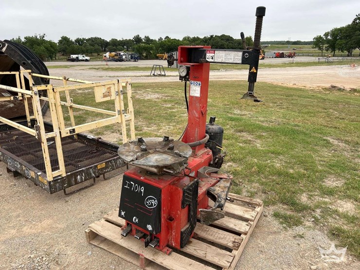 tire-machine-image-1