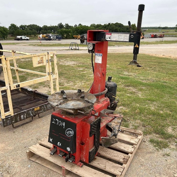 Tire Machine