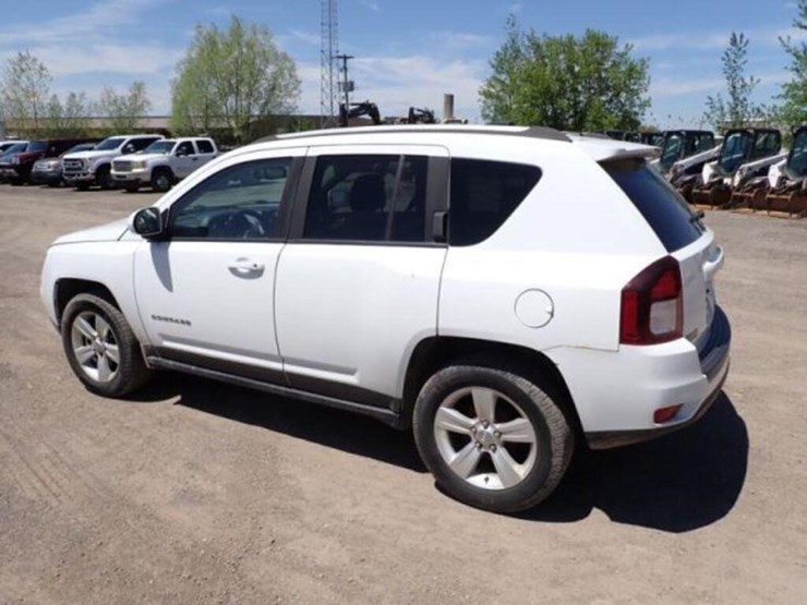 2016-jeep-compass-image-7