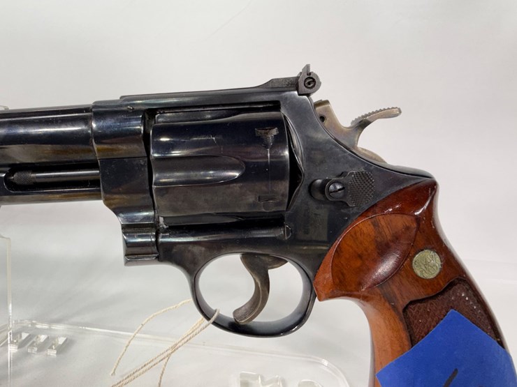 #60-•-smith-&-wesson-29-2-44mag-revolver-n330311-image-6