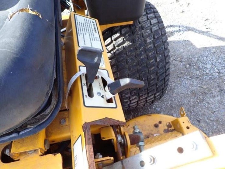 2006-cub-cadet-3660-image-12