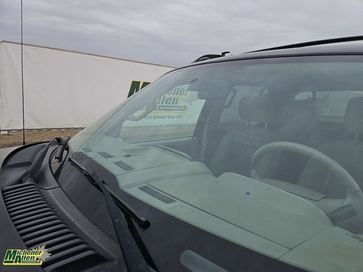 ford-explorer-sport-trac-image-48