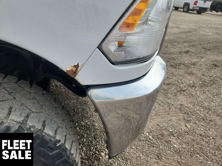 2013-dodge-2500-image-38