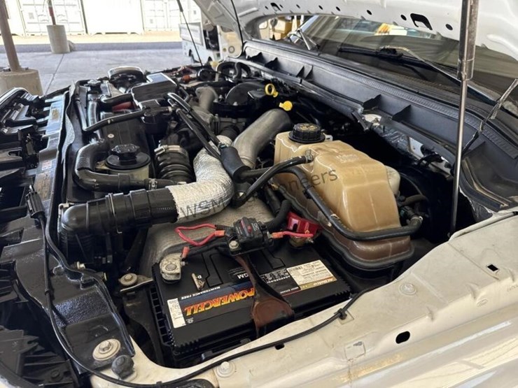 2013-ford-f350-image-13