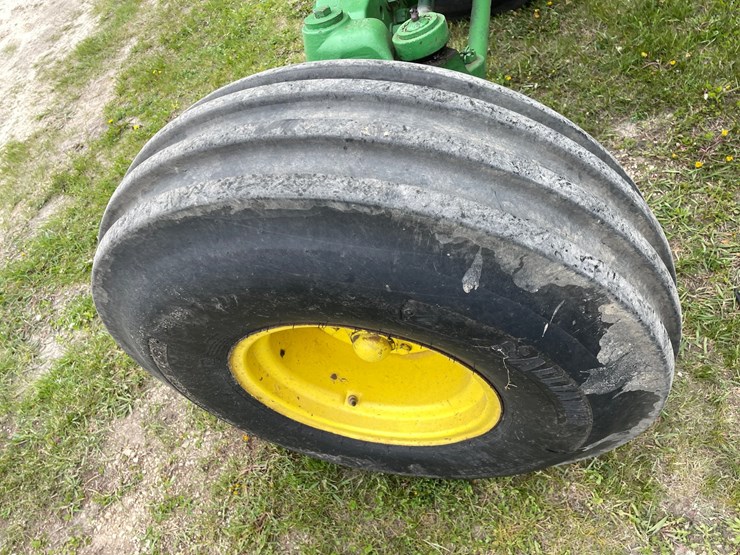 john-deere-7600-image-12