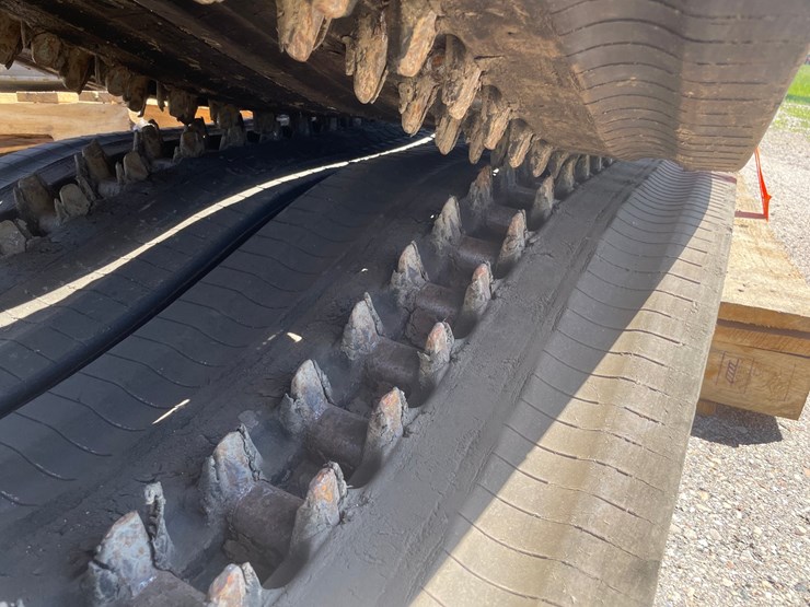 #8786-•-set-of-rubber-skidsteer-tracks-image-6