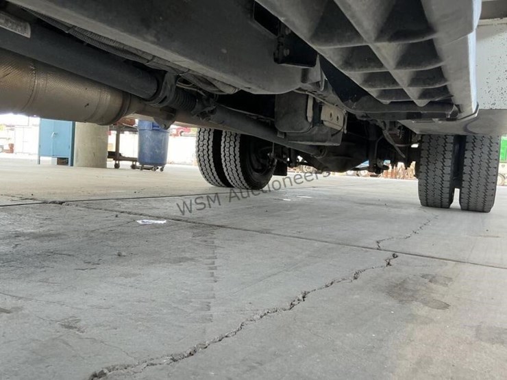 2019-ford-f550-image-28
