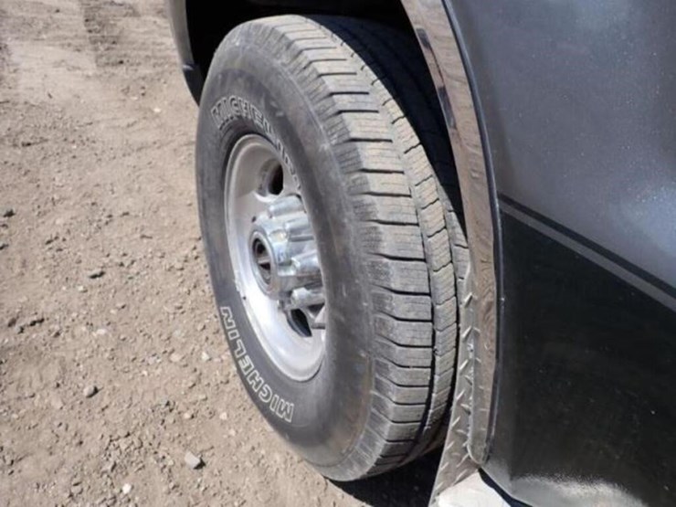 2002-ford-f350-image-40