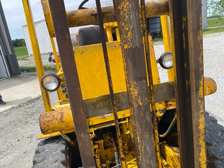white-lp-gas-forklift.-image-42
