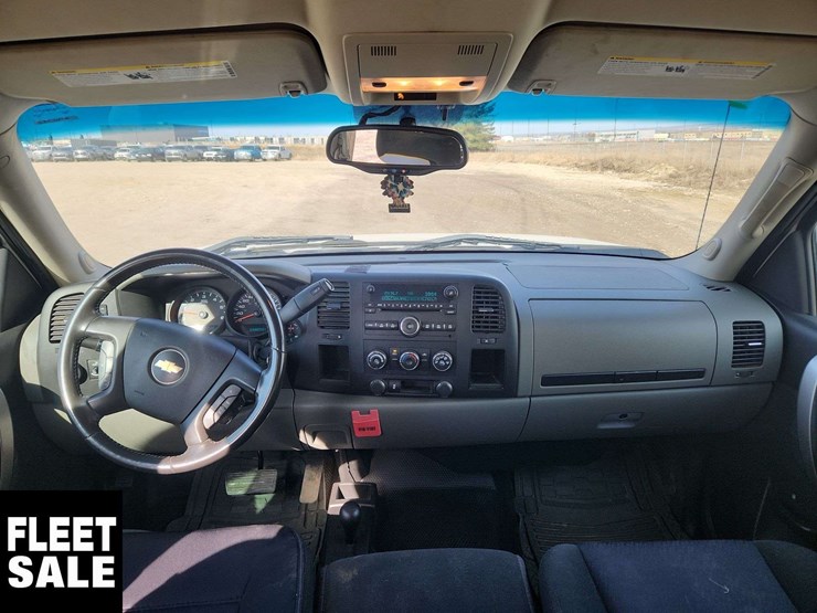 2012-chevrolet-silverado-1500-image-19