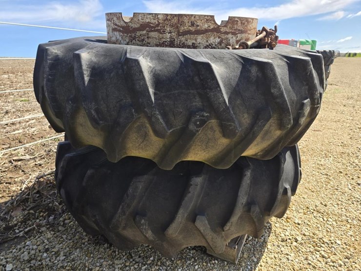 #507-•-(2)-18.4-x-34-clamp-on-duals-image-4