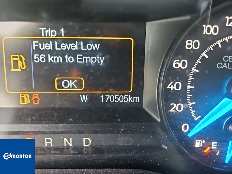 2019-ford-explorer-image-27