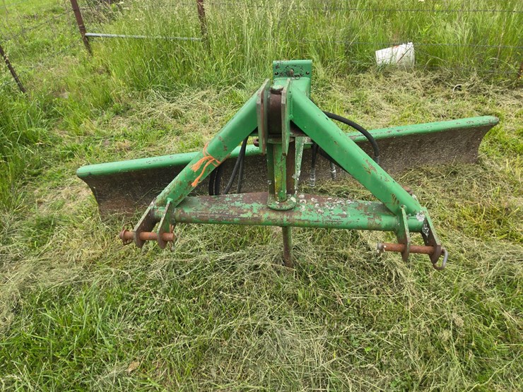 john-deere-8-image-8