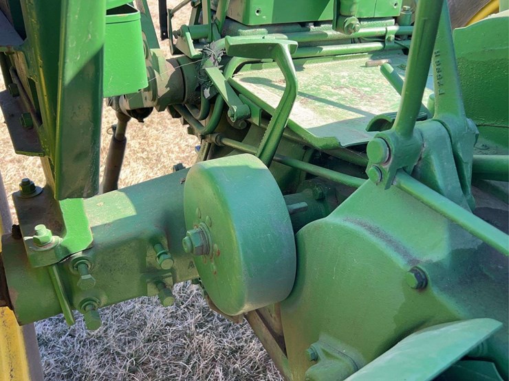 john-deere-620-image-36