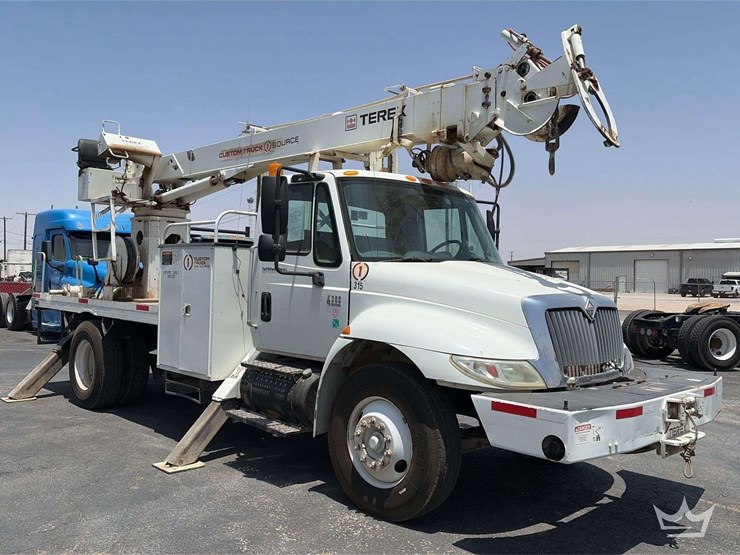 2007-international-durastar-4300-image-4