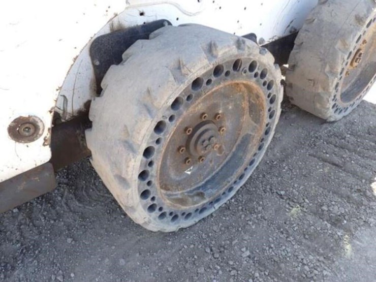 2018-bobcat-s650-image-29