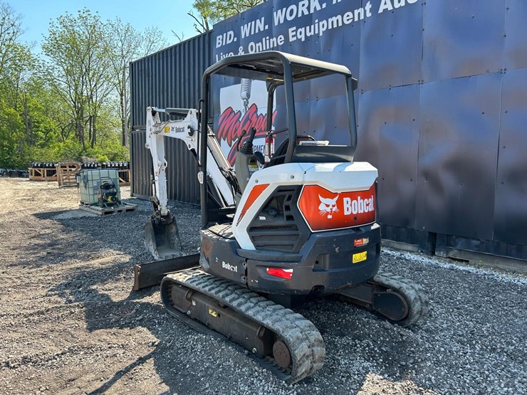 2019-bobcat-e35-image-2