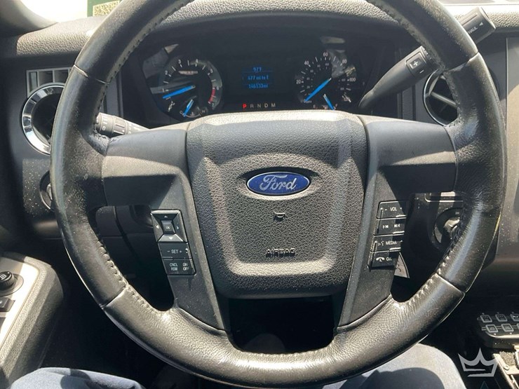 2017-ford-expedition-image-14