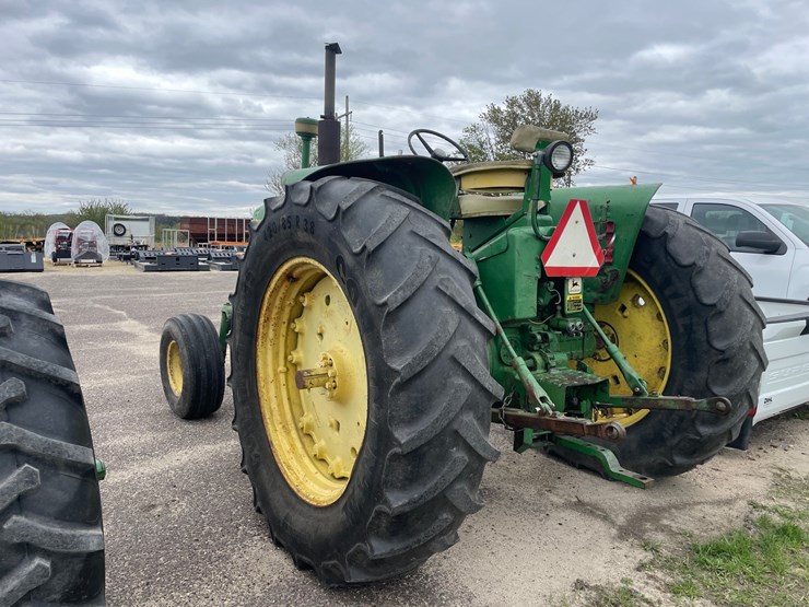 1968-john-deere-3020-image-6